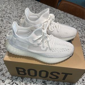 Yeezy Boost 350 V2 Bone